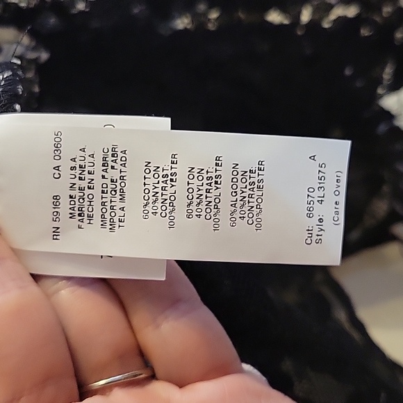 Lace Blouse - Picture 5 of 7